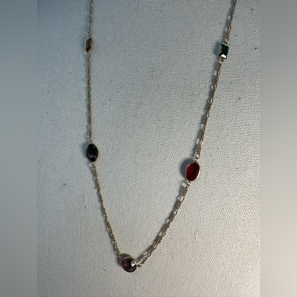Older PARKLANE goldtone station necklace